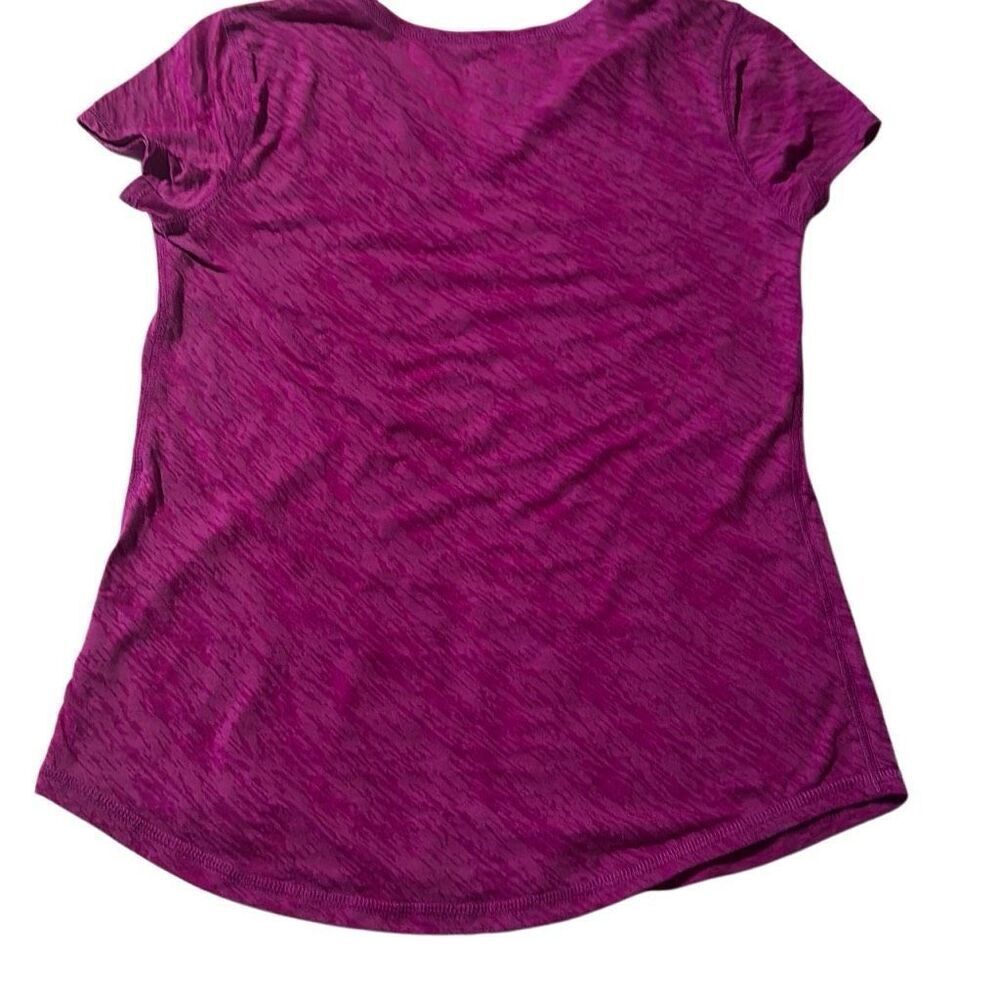 Tek Gear Purple Dry Tek V-neck Burnout Short Sleeve Athletic Tee Ladies Small